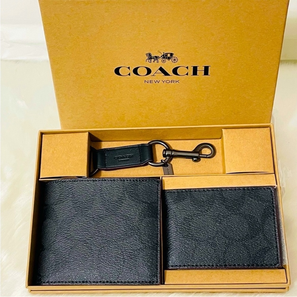 NWT Coach Boxed 3 in 1 Wallet Gift Set - Picture 2 of 8